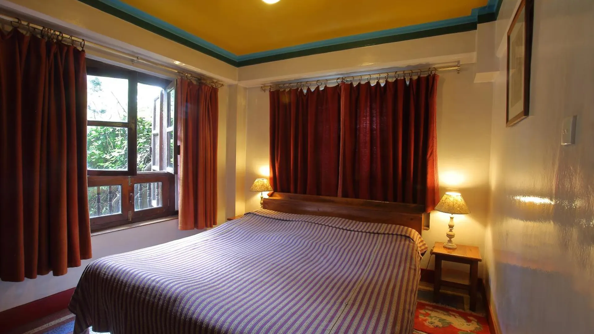 Vajra Hotel Kathmandu 4*,  Nepal
